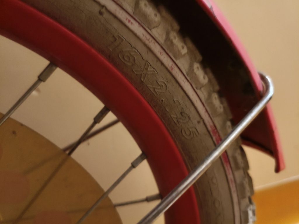 Rower  dziecięcy dziewczęcy 16" stan dobry