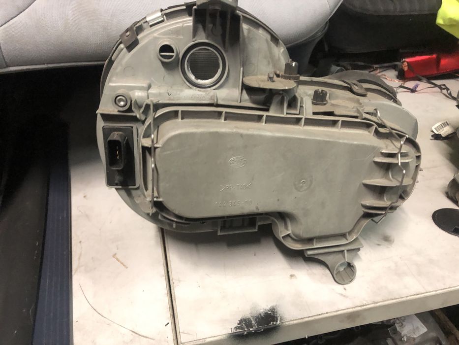 Farois Mercedes, W210, 1* e 2* série