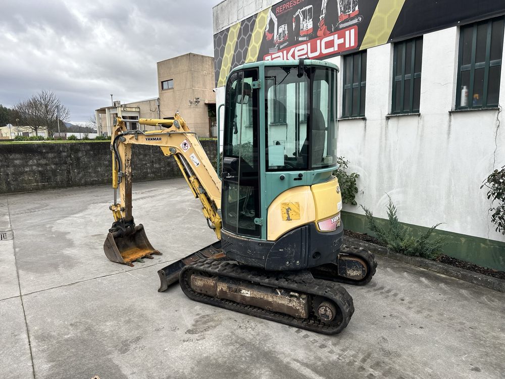 Mini-giratória YANMAR VIO 20