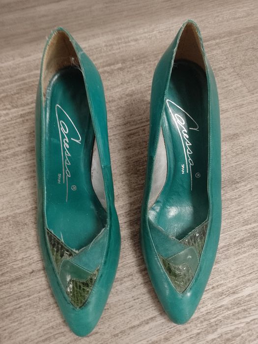 Sprzedam damskie buty rozmiar 34.