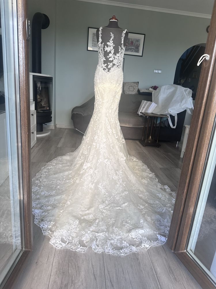 Suknia Ślubna Pronovias