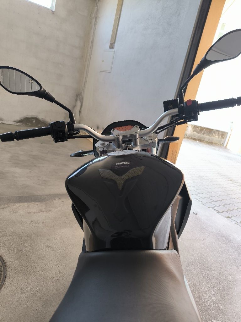 Vortex ZII 125 Naked 2018
Revis