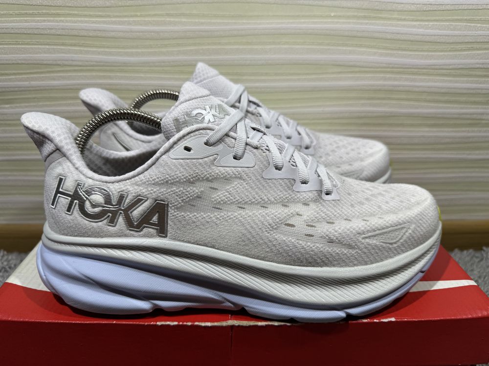 Кроссовки Hoka One One Clifton 9 Розмір 43 Original Взуття