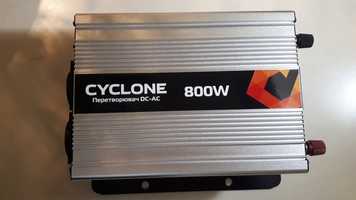 Инвертор, преобразователь 12-220В Cyclone AC-800