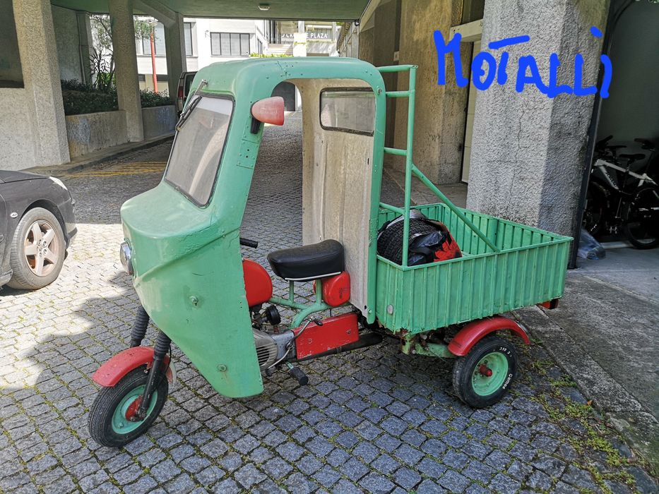 Conjunto 3 triciclos para restauro e várias peças extra