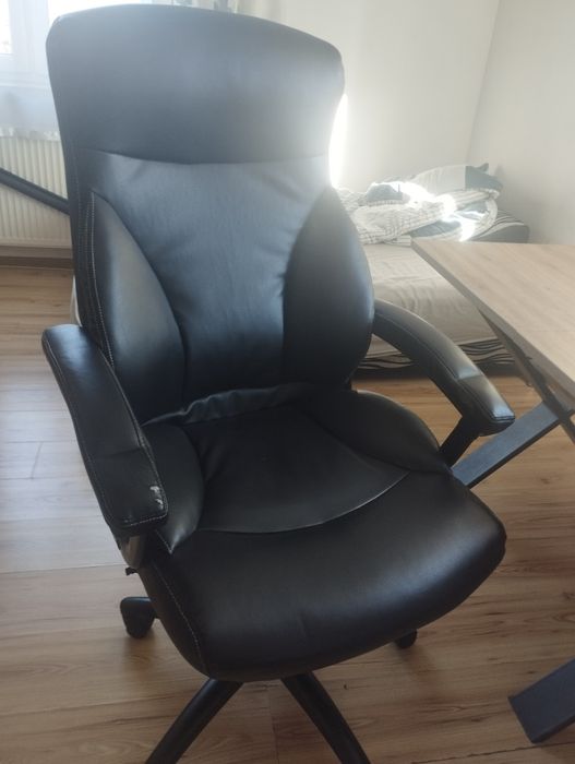 Sprzedam krzesło biurowe