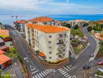Apartamento T2 No Centro Do Caniço