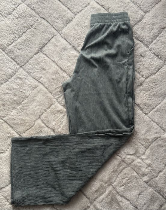 Szarozielone szerokie spodnie wide leg