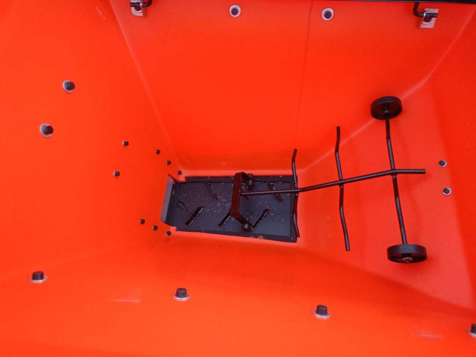 Piaskarka Posypywarka PK 550 Dexwal 380 L 600 KG Transport