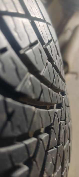 Opony wielosezonowe 185 60r15 Dębica 2021r
