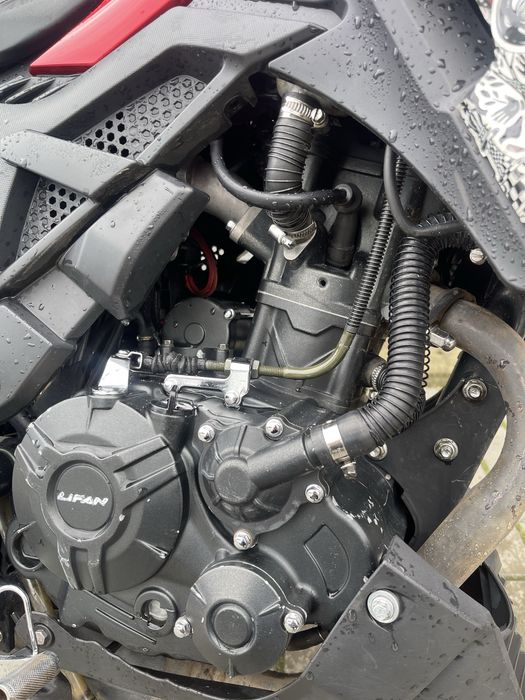 Продам ліфан sr220 присутній торг