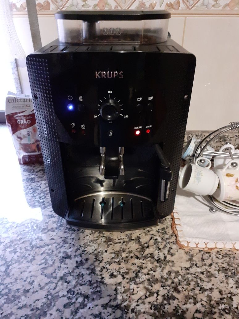 Vendo ou Troco máquina de café Krups