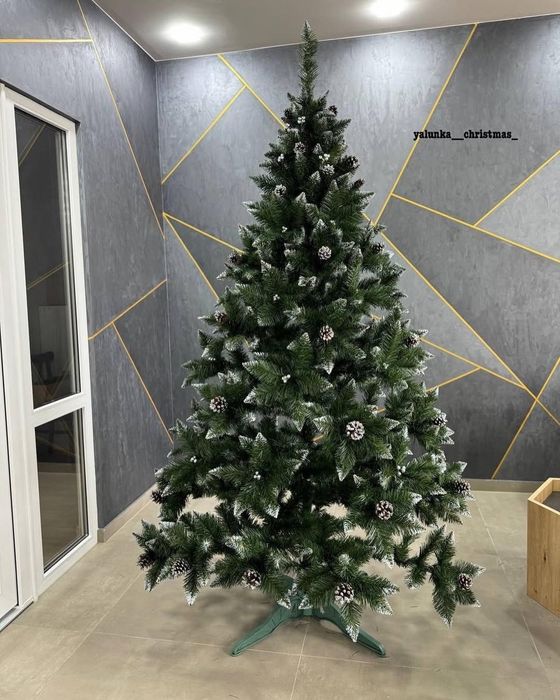 Ялинки штучні литі