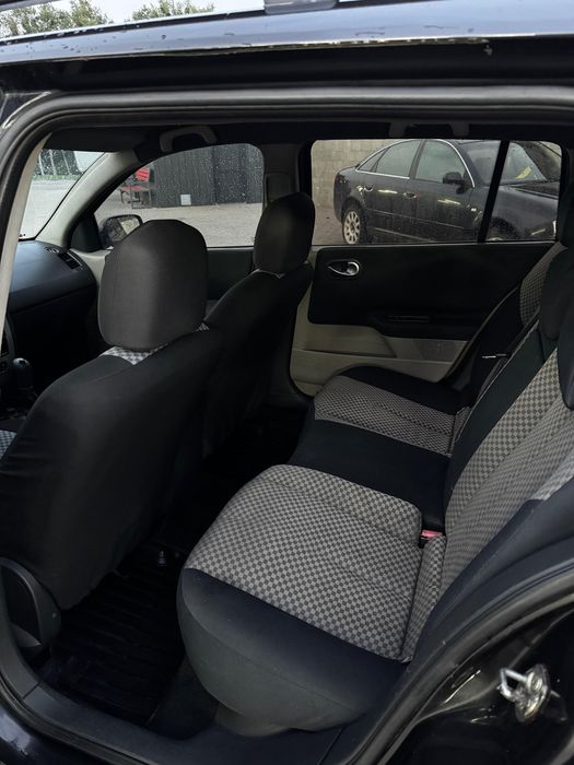Renault Megane || 2004 1.5 dci