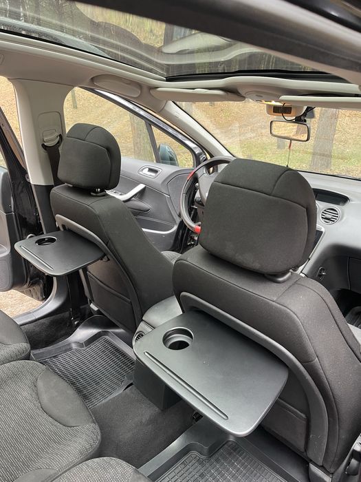 PEUGEOT 308SW  с панорамной крышей 4700$ торг