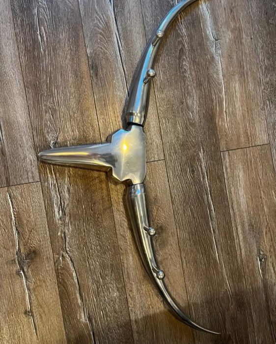 Stylowy metalowy wieszak