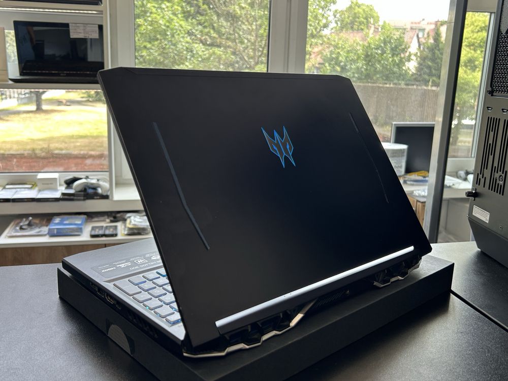 Gamingowy Acer Predator/i7 / RTX 3070 /16RAM /SSD 512
