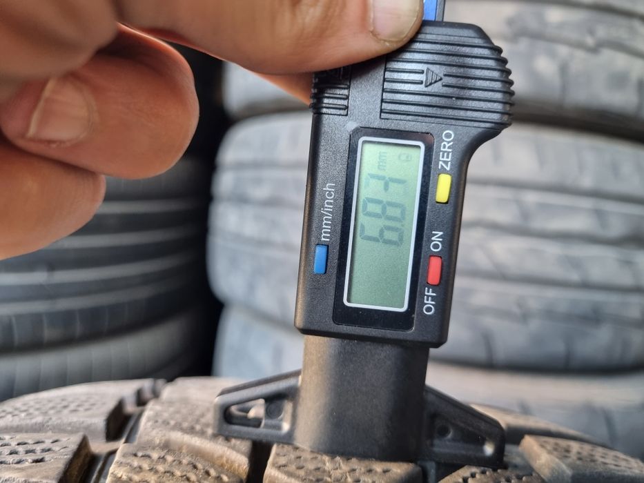 215 55 R17 Dunlop зимние шины резина Passat Camry Juke Sonata Optima
