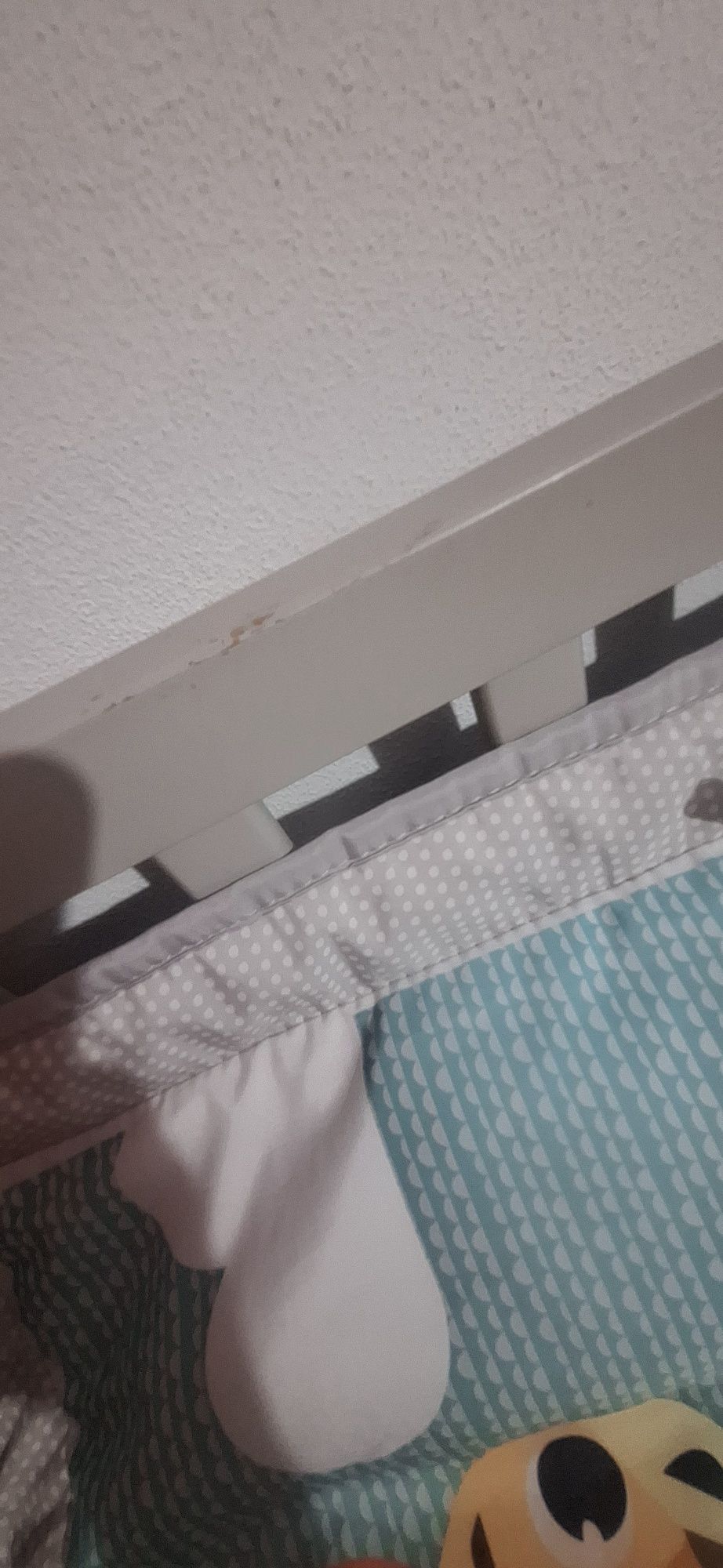 Berço bebé c/gavetas e trocador