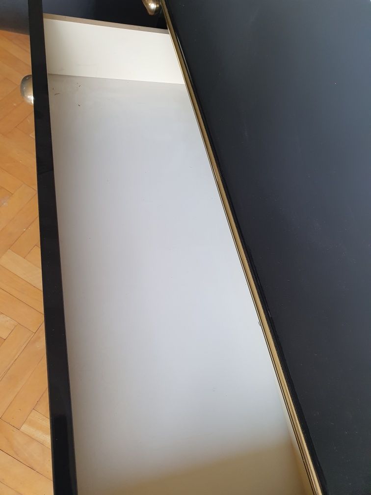 Zestaw mebli glamour  czarne lakierowane szklane komoda stół witryna z