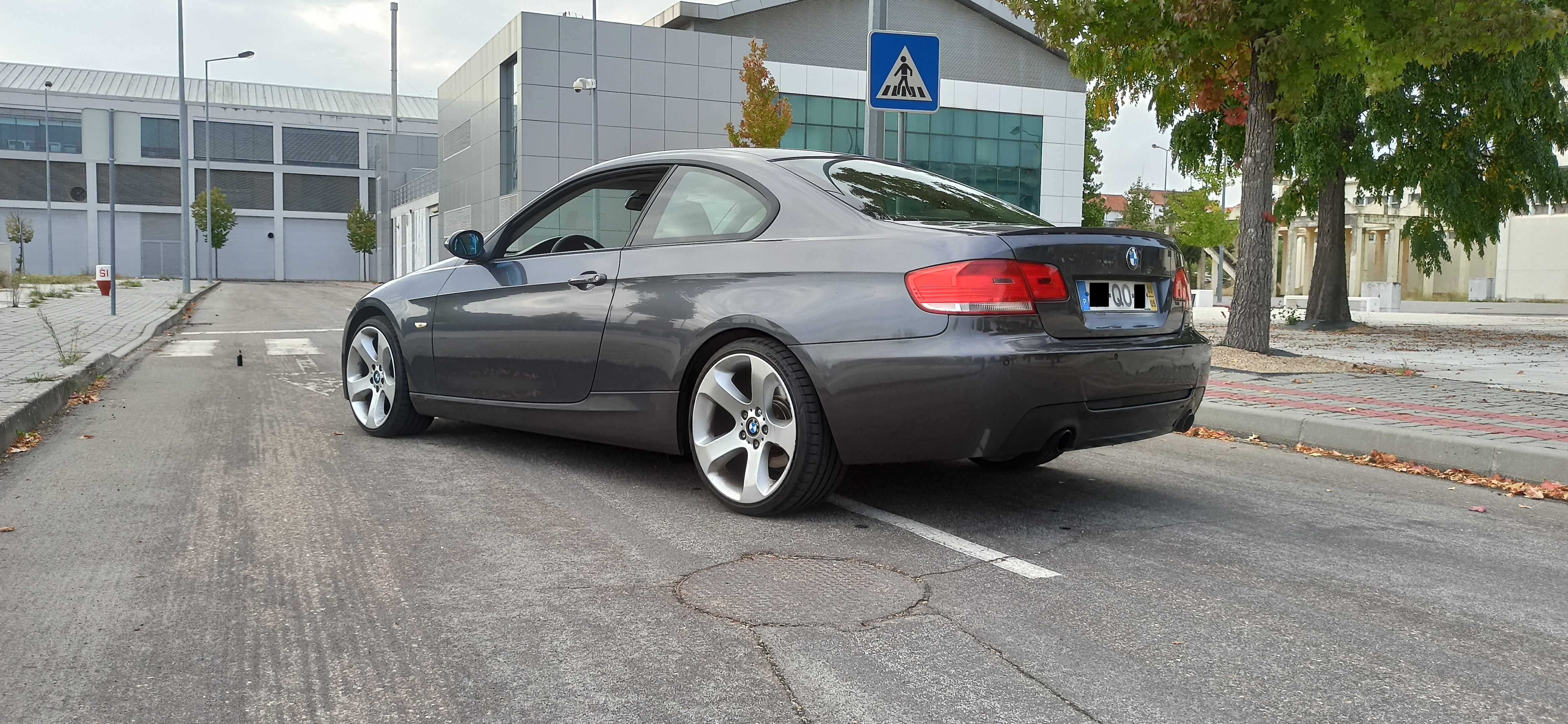 BMW 320D Coupe 2009