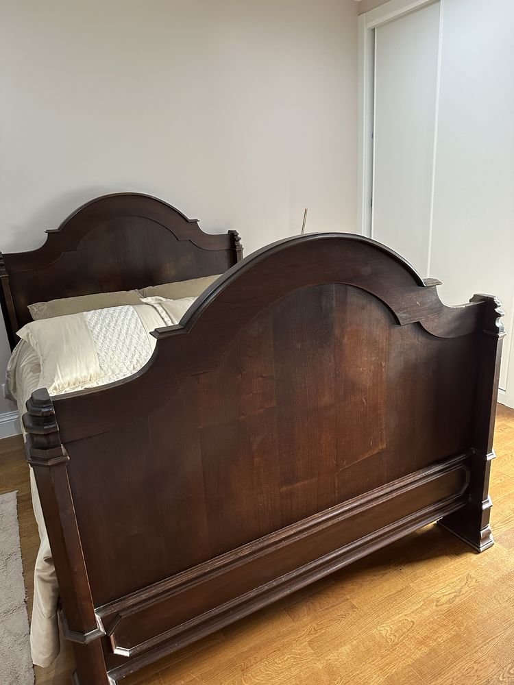 Cama de casal madeira maciça de castanho