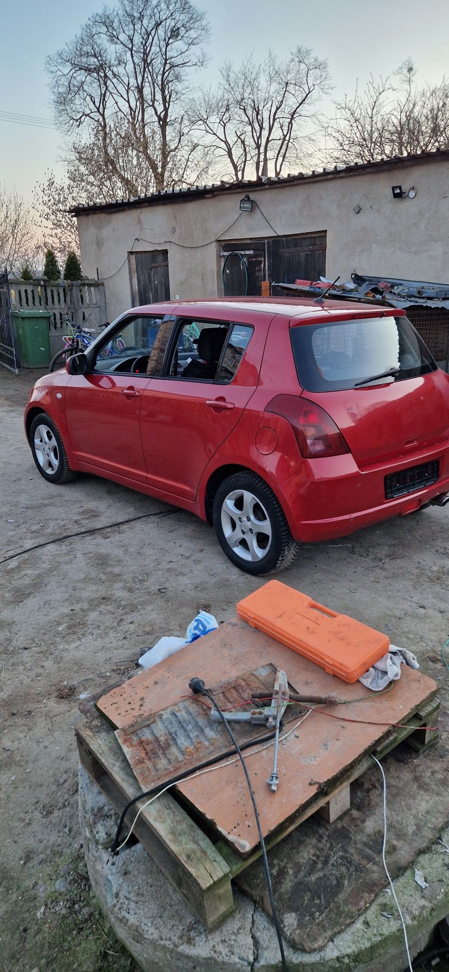 Sprzedam suzuki Swift 2007r sprowadzony z Niemiec klima grzane siedzen