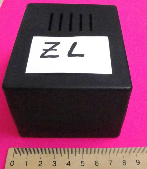 Корпус ZL 98[78[65мм. под акум детского электромобиля , новый.