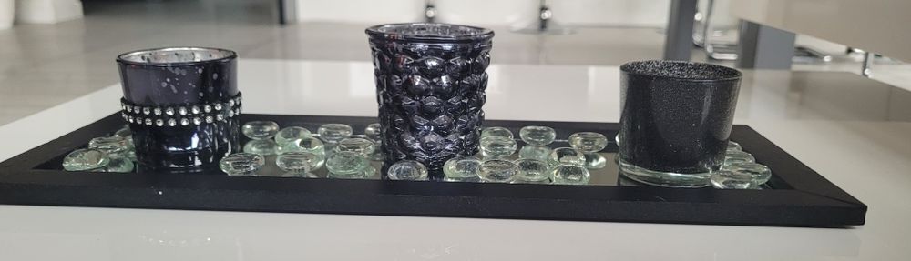 Zestaw świeczników na świeczki drewniano lustrzana podstawka