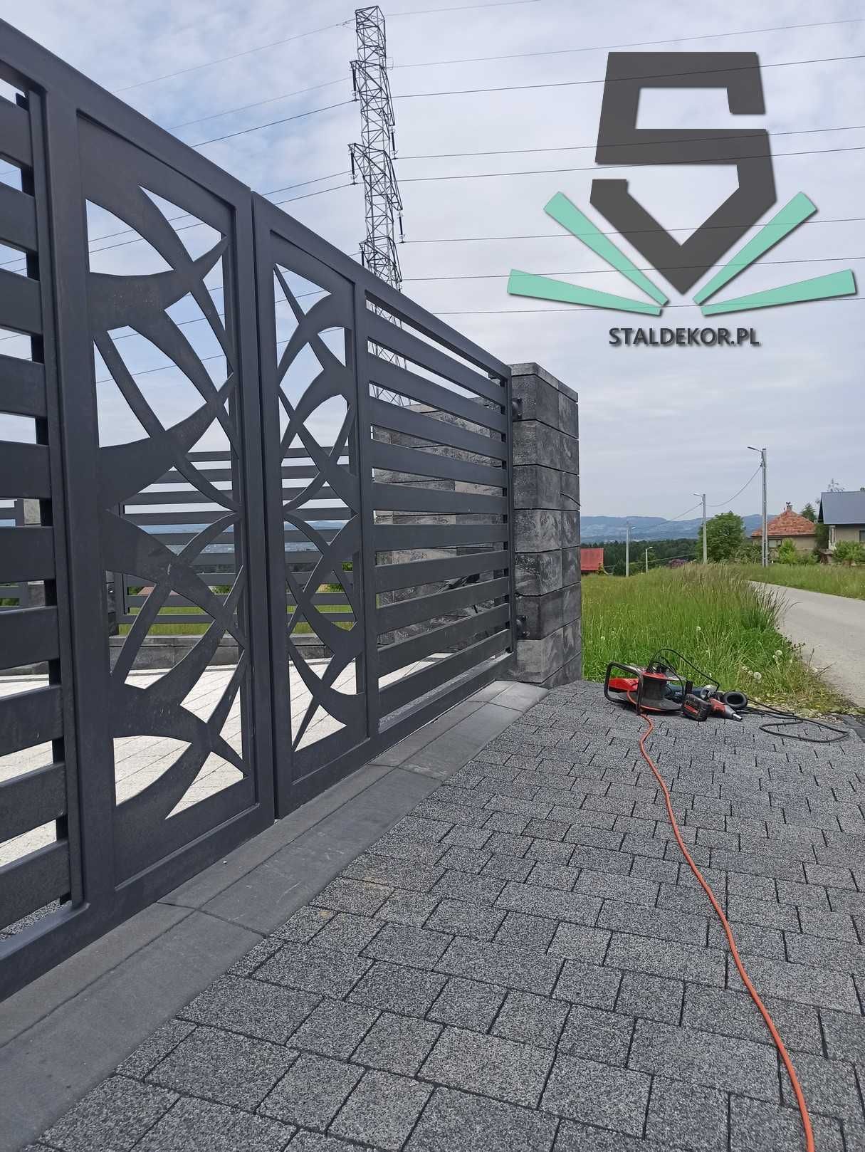 Brama dwuskrzydłowa 5x1,5m wycinana laserowo CNC panelowa.