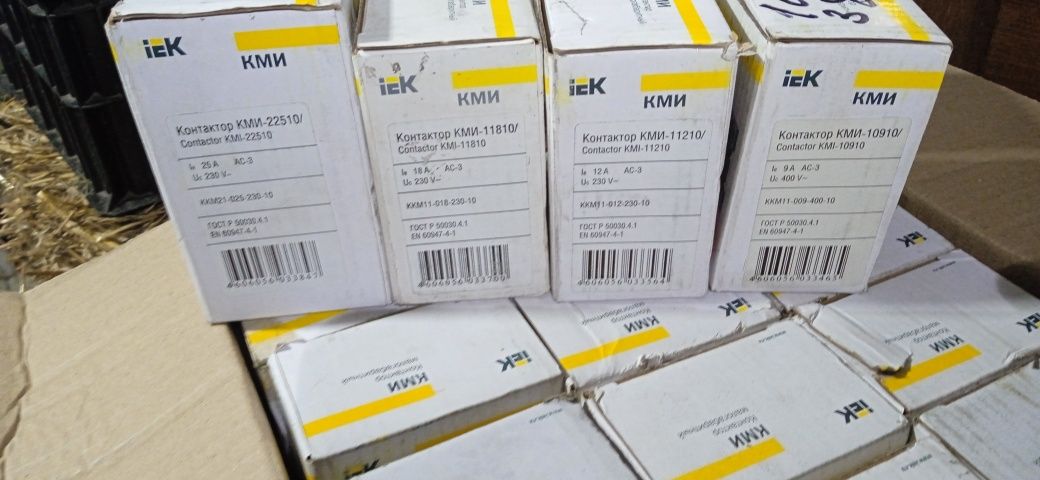 Продам контактор  КМИ-11810 18А/АС-3 230В 1НО IEK