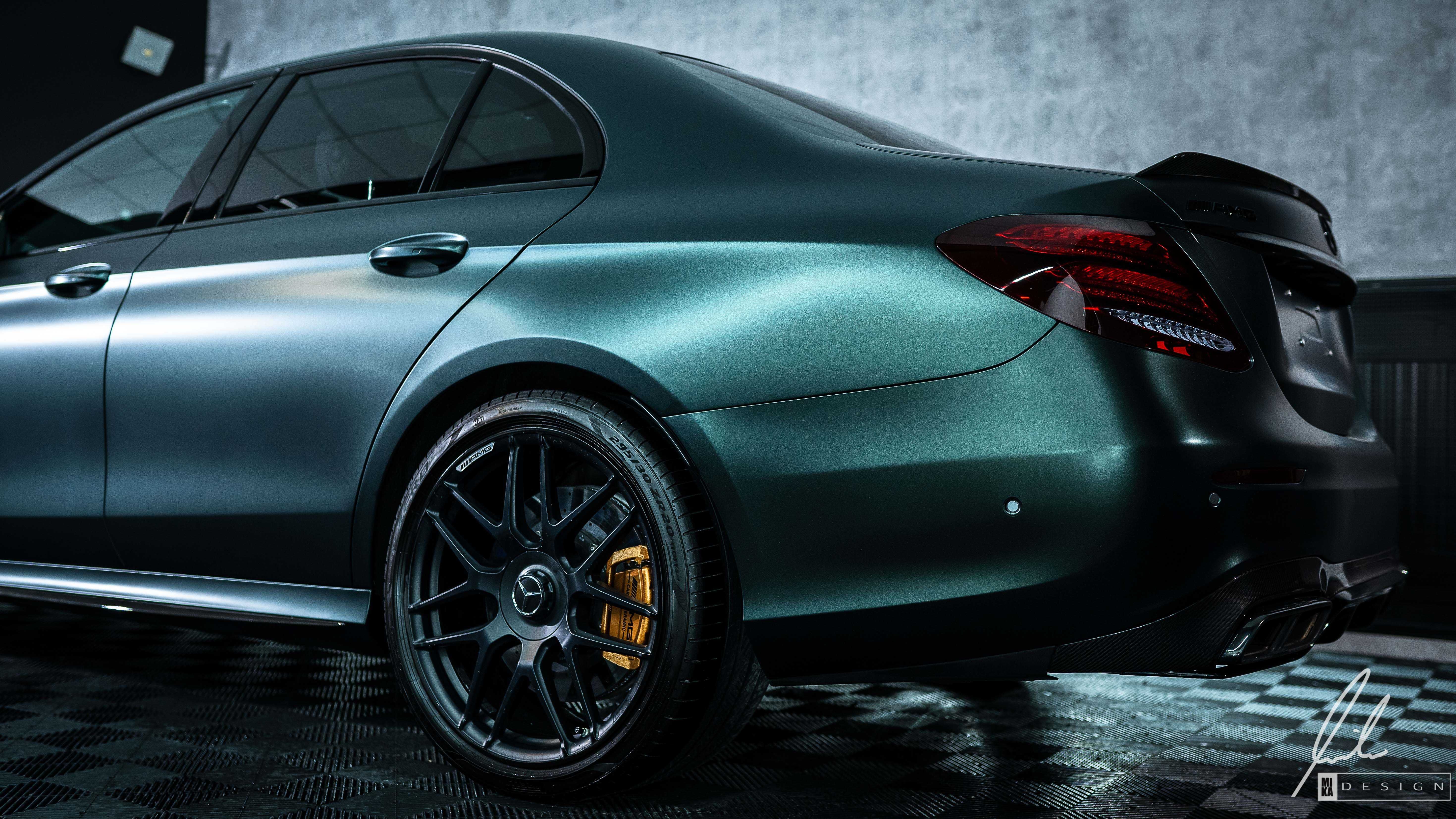 Mercedes E63s AMG 4matic+ 2017 r. stan idealny