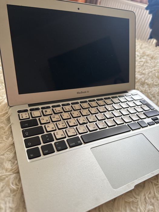 Макбук 2011 года на Запчасти