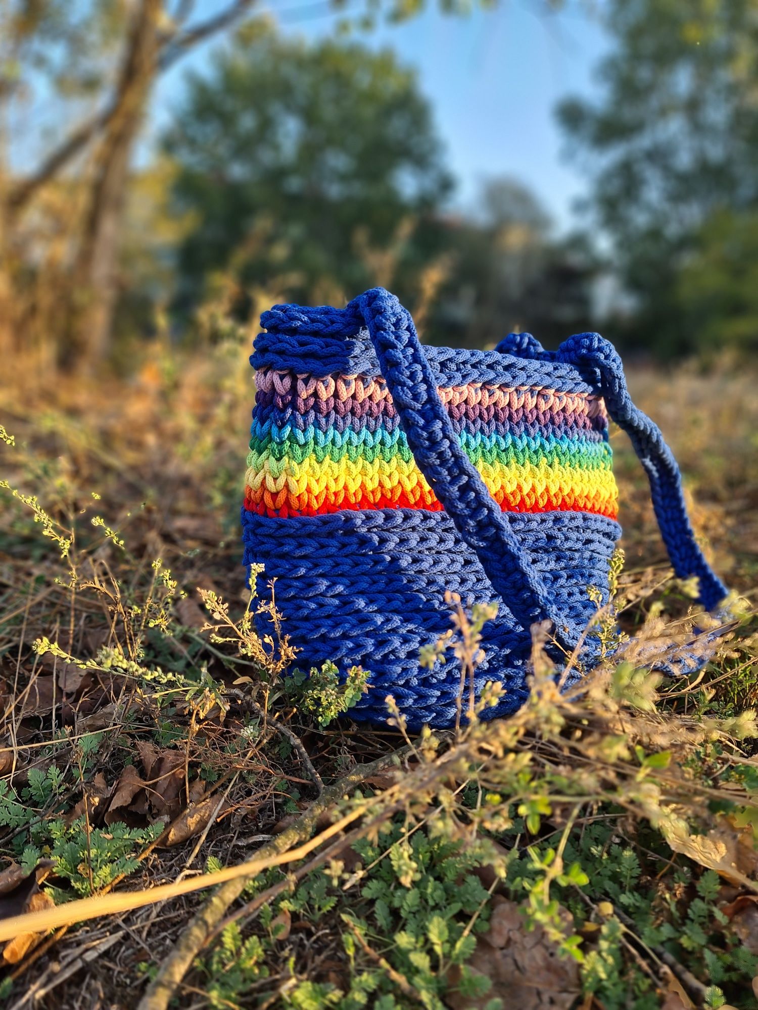 Ręcznie robiona torebka ze sznurka RainbowBlueBag