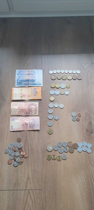 Monety Banknoty Sri Lanka Malezja Indie Japonia Nowa Zelandia Kambodża