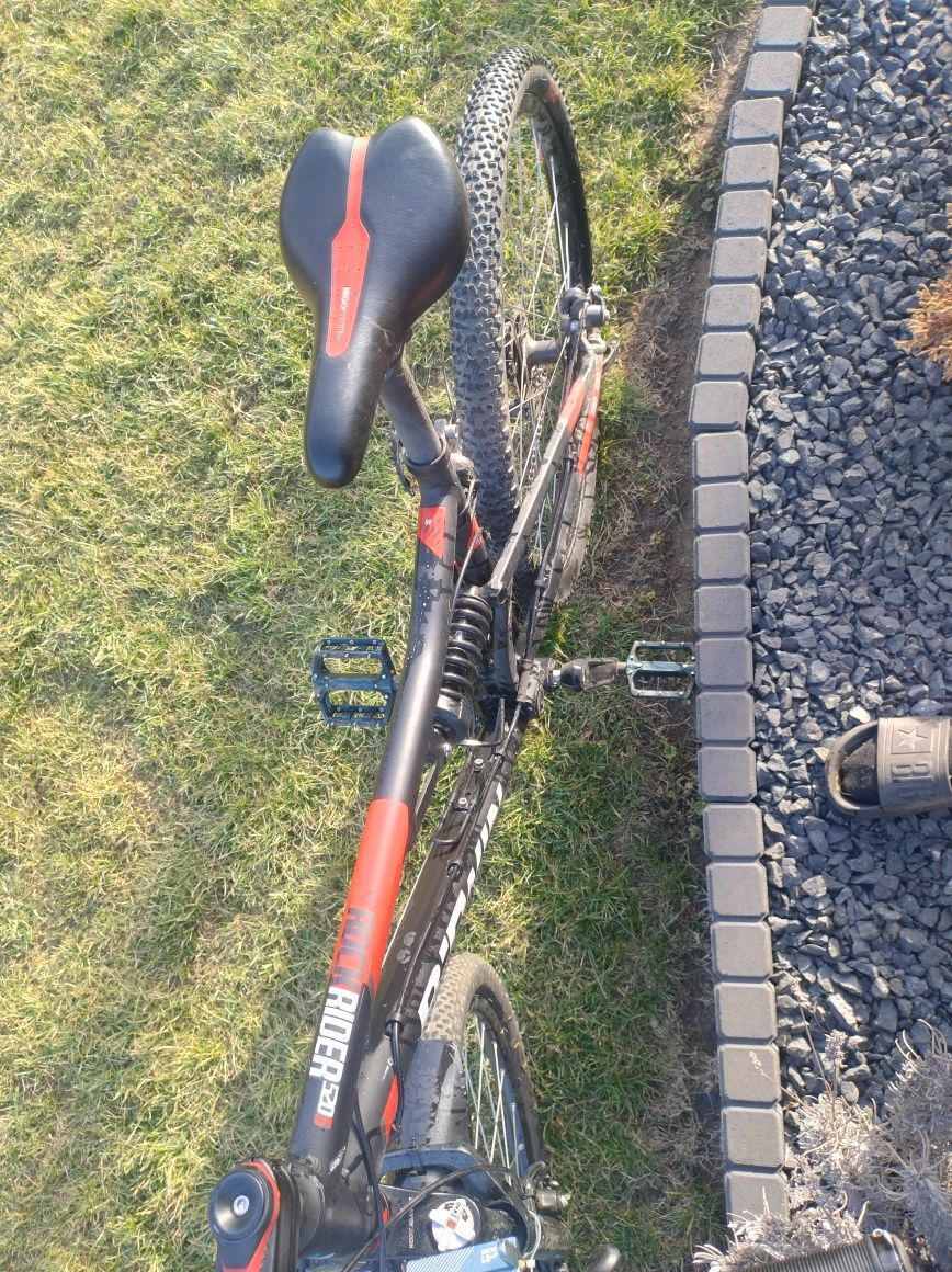 B-twin Rockrider 520s