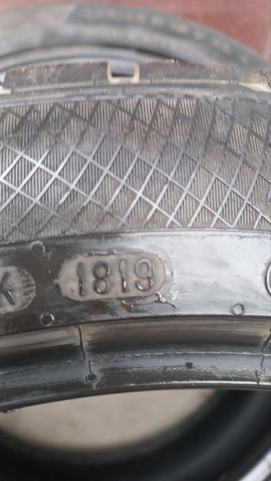 Continental 235/45 r18