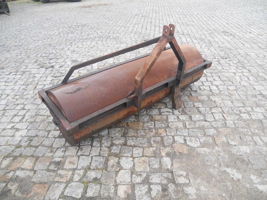 Calcador de terra de 1,80Mtr largura de trabalho