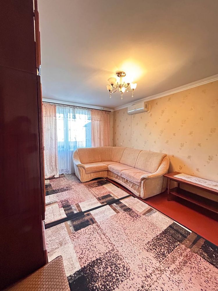 Продаж три кімнатної квартири Пивзавод