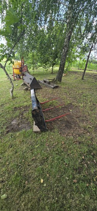 ,,КОМПЛЕКТ,,трактор Ловол 454(2017року)+навісне