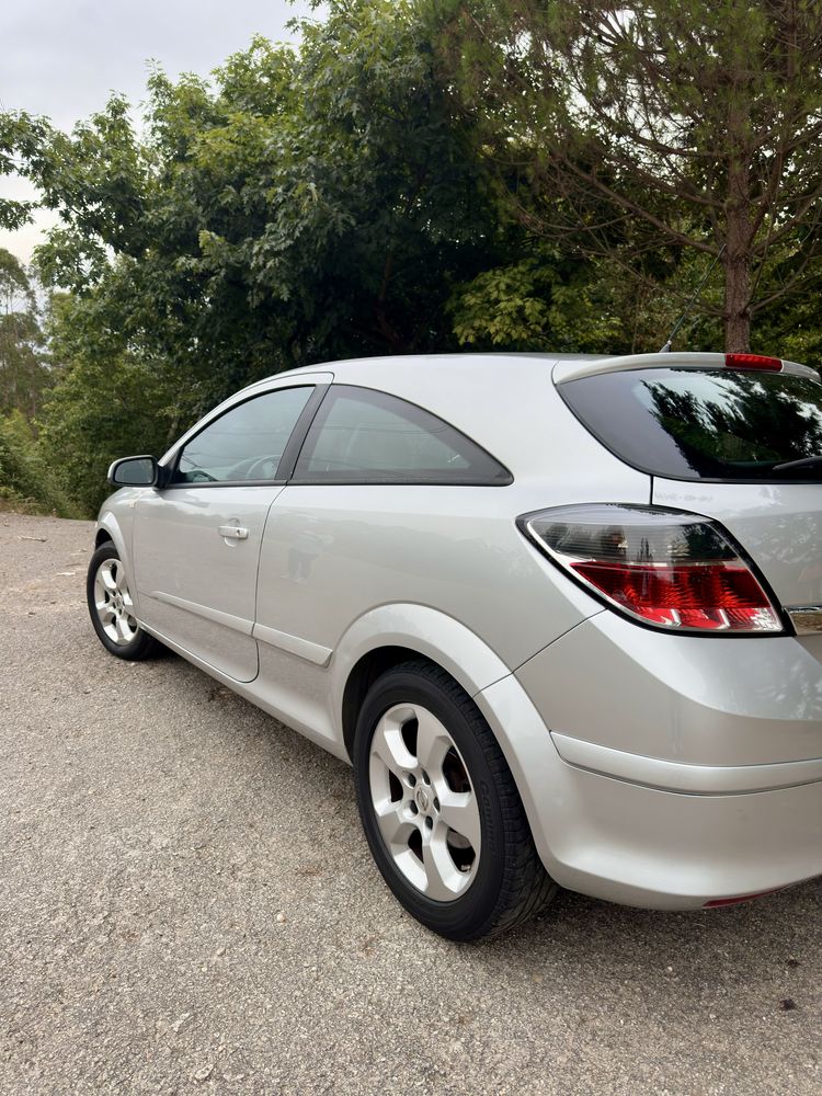 Astra GTC 2 lugares