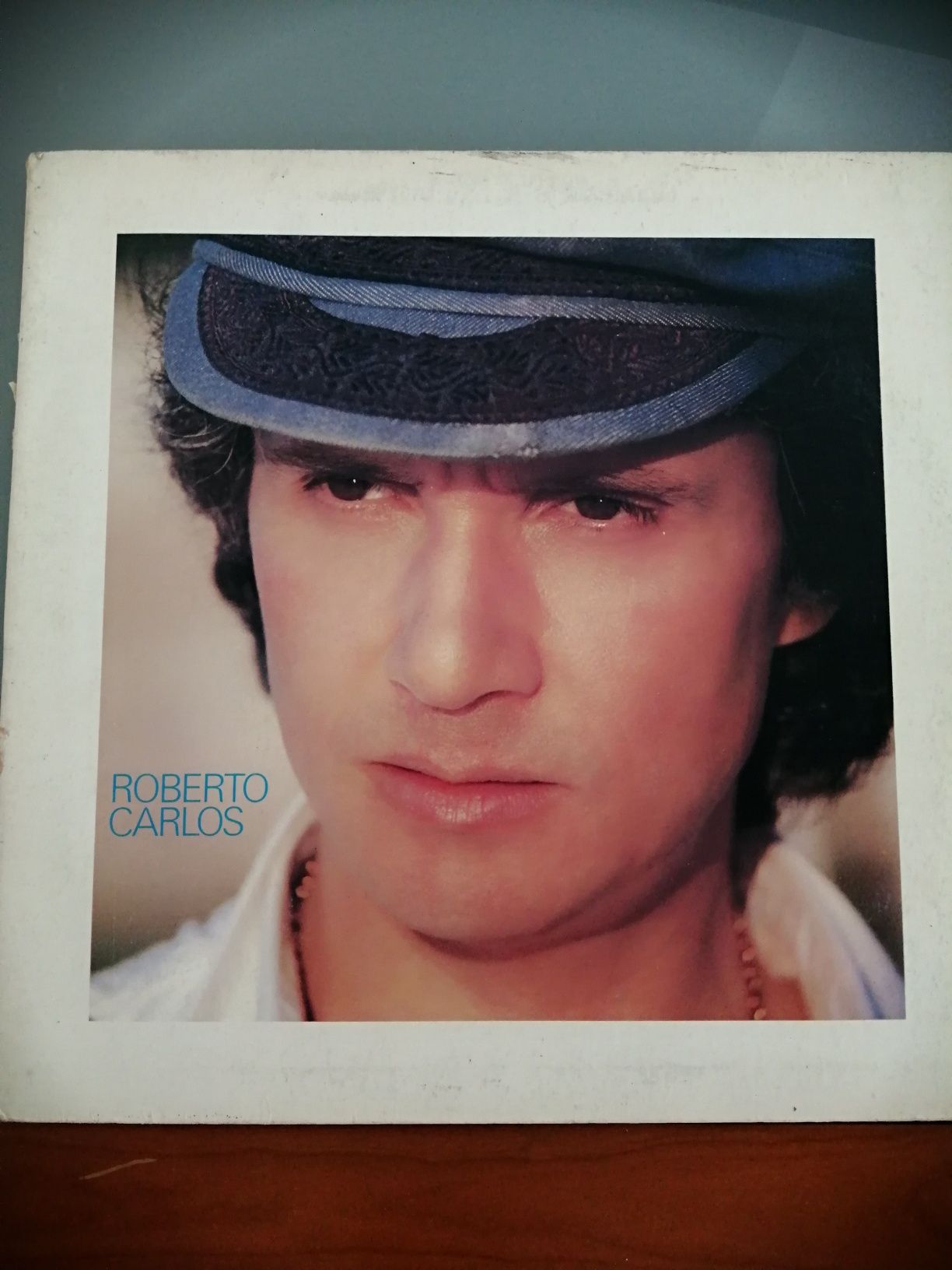 Vinil Roberto Carlos - O amor é a moda"	disco de vinil como novo!!