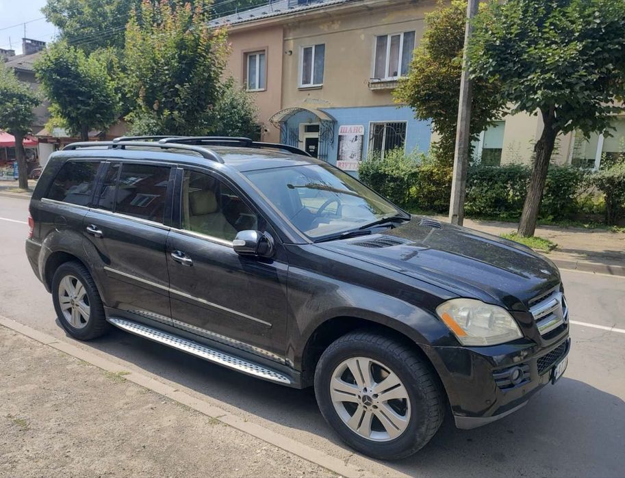 Пасажирські перевезення Україною та за кордон