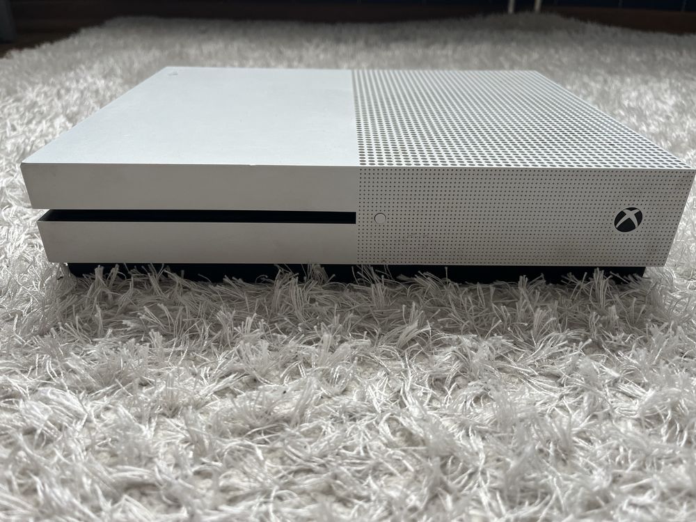 Заблокований Xbox one s