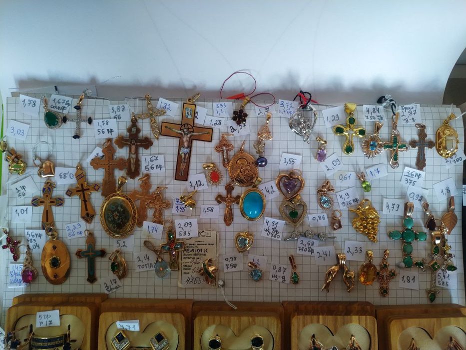 Золотые серьги 583,585 проба,рубин,сапфир,изумруд
