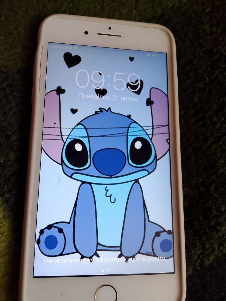 Продам  айфон  7+