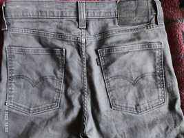 Джинсы зауженные Levis,720(USA),W32L30, made in Bangladesh