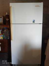 Большой холодильник Amcor, 500 литров, No frost