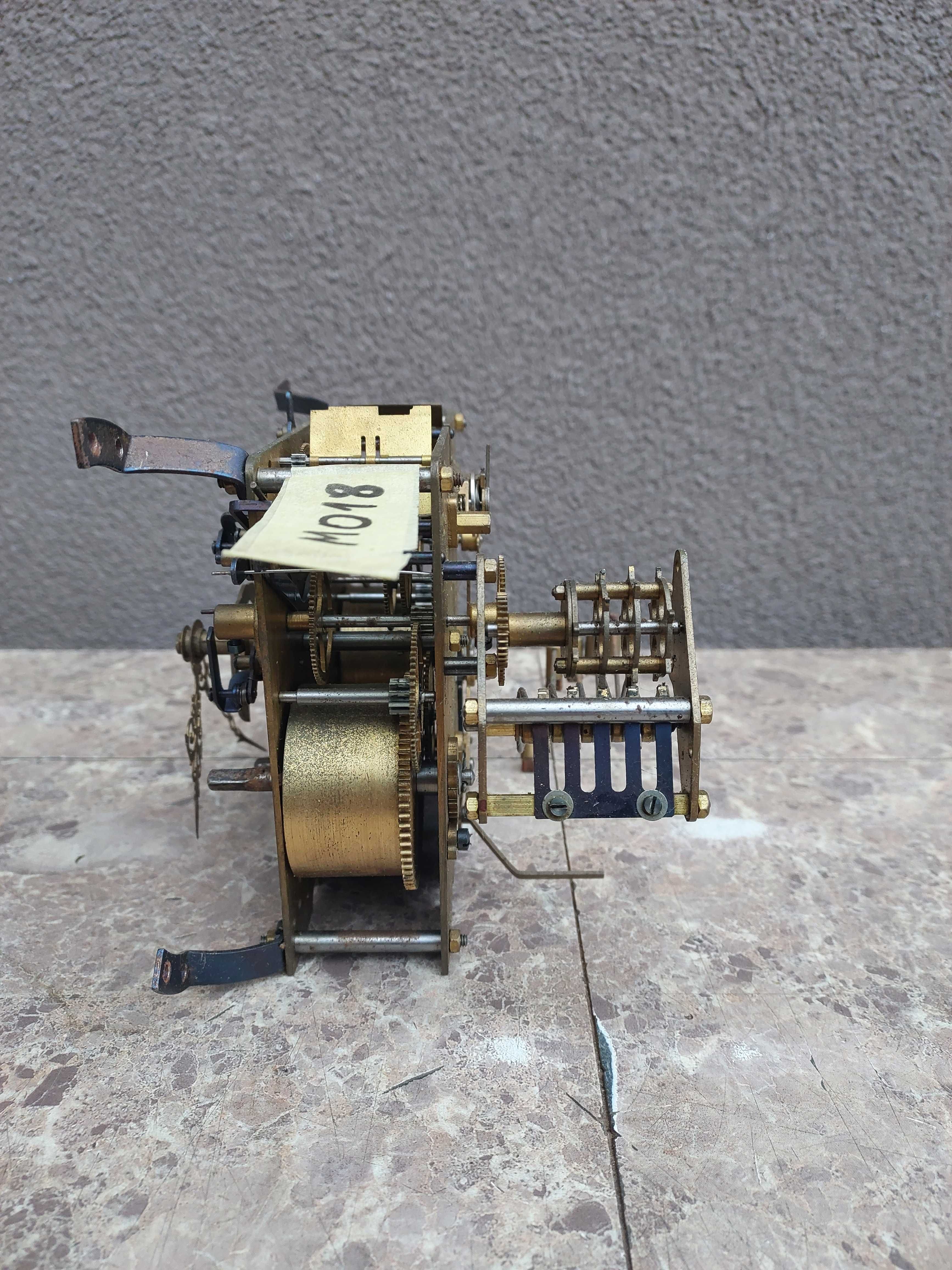 M018 Mechanizm zegara Vedette balans kwadransowy bufetowy kominkowy