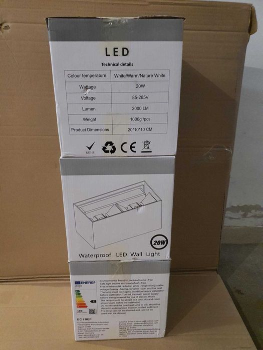 Lampy zewnętrzne LED, Kingwen, 20 W, zew. wew. CENA ZA 4 SZTUKI